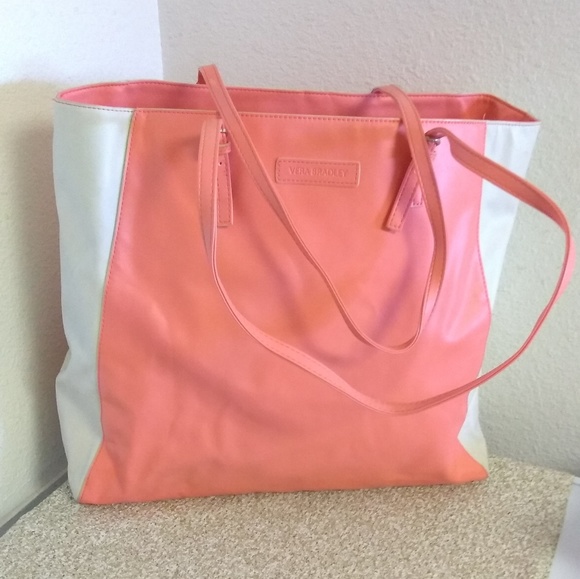 Vera Bradley 2 Tone Vinyl Feel Tote - Picture 1 of 7